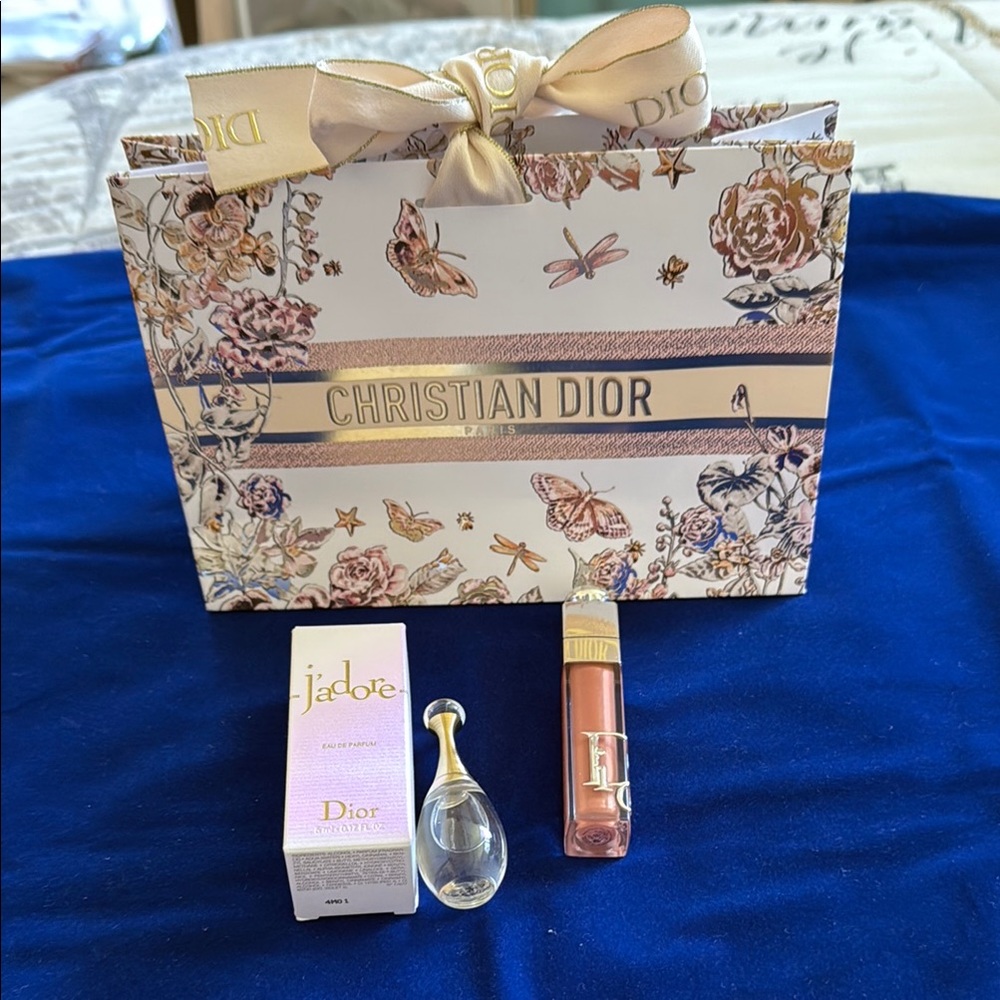 Dior J'adore miniature Perfume ,  Lip Gloss Set - Gold and Pink bundle New